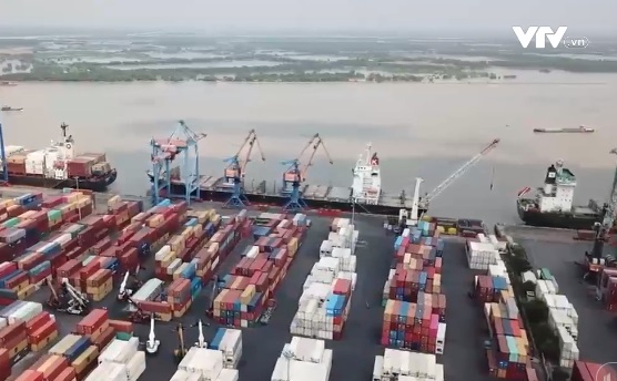 Giải pháp tăng sức cạnh tranh cho vận tải đường thủy