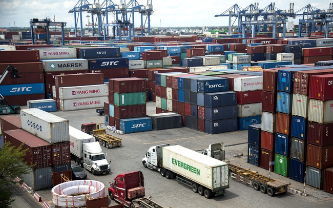 Việt Nam xuất siêu 1,07 tỷ USD trong nửa đầu tháng 2/2023