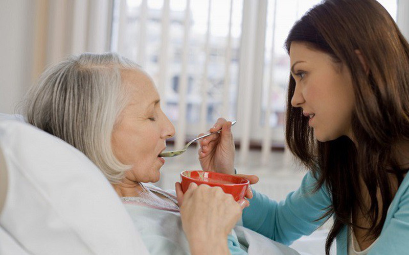 Dinh dưỡng trong điều trị ung thư thực quản