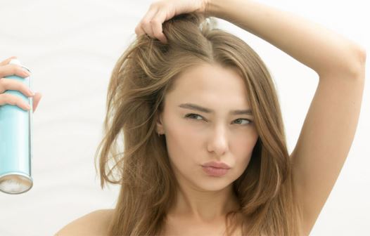 Lưu ý khi dùng dầu gội khô bạn nên chú ý