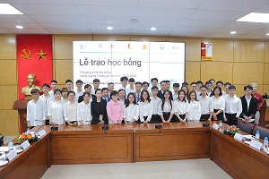 30 sinh viên nhận học bổng "năng lượng tương lai"
