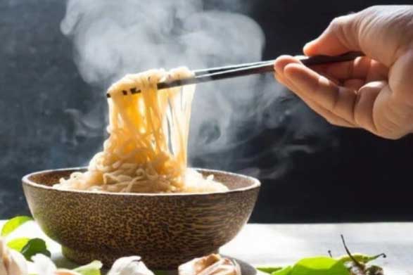 Vạch mặt 5 thói quen ăn uống đón ung thư vào nhà, có tới 90% người Việt đang mắc phải