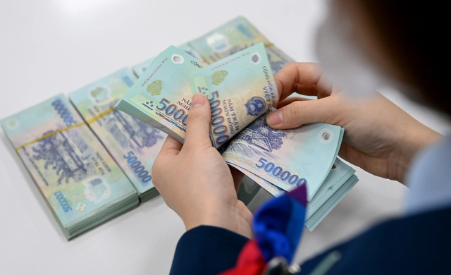 Ổn định lãi suất - Cơ hội khơi thông dòng vốn