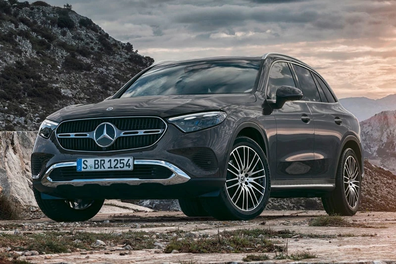 9. Mercedes-Benz GLC.