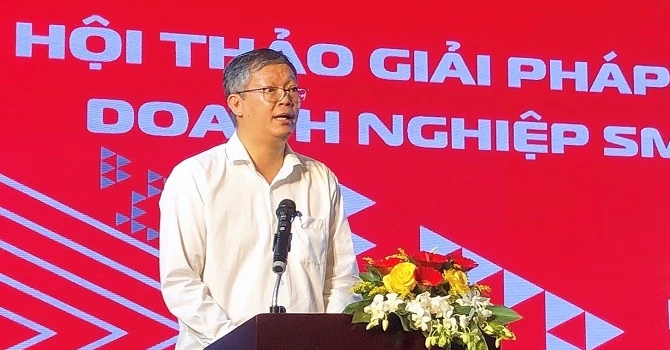Giám đốc Viettel Cần Thơ Huỳnh Trung Kiên phát biểu tại hội thảo.