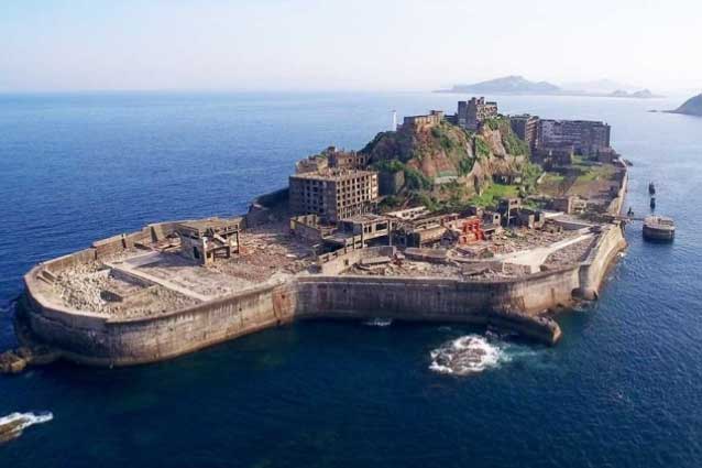 Khám phá 'thị trấn ma’ nằm giữa biển - Nơi từng cấm du khách đến tham quan