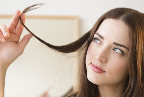 Chăm sóc tóc đúng cách khi mùa hè đến