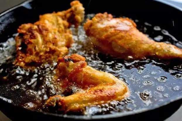 5 sai lầm thường gặp khi nấu nướng khiến chị em rước bệnh ung thư, bỏ ngay đi nếu không muốn hối hận