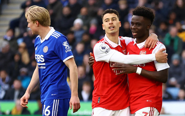 Arsenal giành chiến thắng tối thiểu trước Leicester City