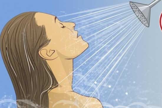 Phụ nữ thông minh thường làm 4 việc này khi tắm, ai cũng phải bất ngờ nhất là số 3