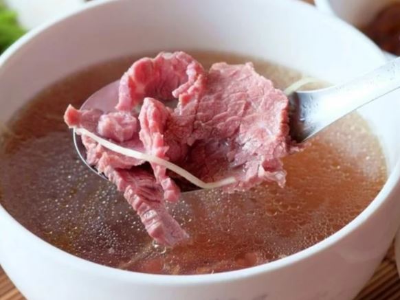 Khử mùi hôi thịt bò đừng chỉ chần qua nước sôi, làm thêm bước này thịt tươi mềm nấu kiểu gì cũng thơm ngon