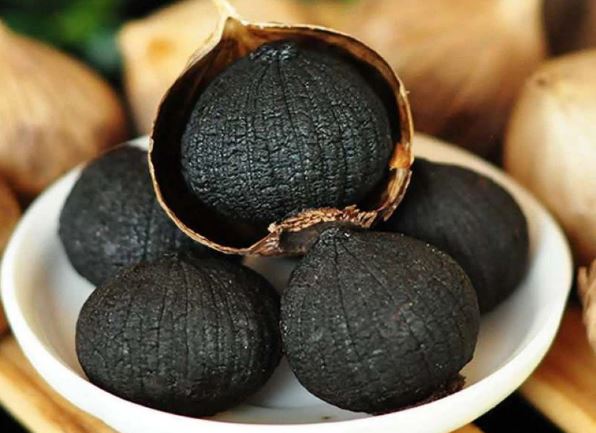 7 tác hại của tỏi đen mà bạn không ngờ tới nếu dùng sai cách