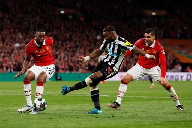 Vượt qua Newcastle, Manchester United vô địch Cúp Liên đoàn Anh - Ảnh 4.