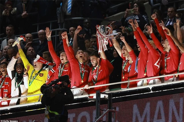 Vượt qua Newcastle, Manchester United vô địch Cúp Liên đoàn Anh - Ảnh 5.