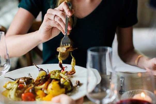 Cả gia đình nhận kết quả ung thư ruột chỉ vì thói quen mà 99% người Việt Nam mắc phải