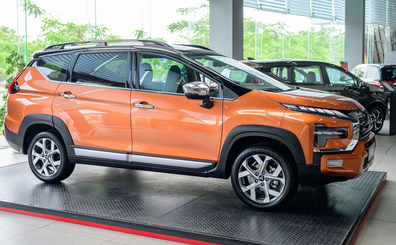 Mitsubishi Xpander Cross 2023 ra mắt tại Việt Nam, giá từ 698 triệu đồng