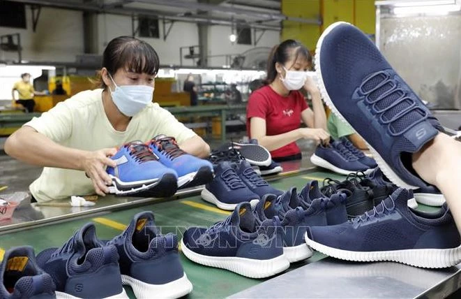 Nhờ Hiệp định EVFTA ngành da giày duy trì được xuất khẩu vào thị trường EU. Ảnh(tư liệu) minh họa: Trần Việt/TTXVN