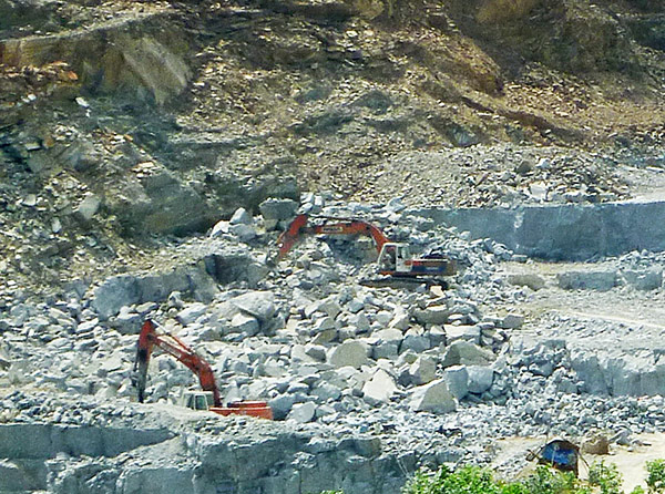 Không vận chuyển khoáng sản khai thác tại Đà Nẵng phục vụ công trình xây dựng ngoài địa bàn 