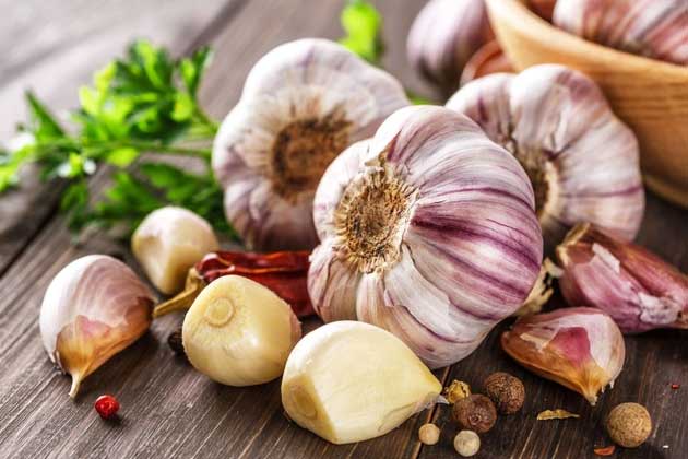 Chỉ cần duy trì thói quen ăn 4 tép tỏi mỗi ngày, điều tuyệt vời này sẽ xảy ra với cơ thể bạn