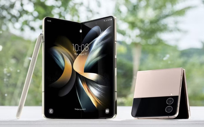 Người dùng có nên mua smartphone màn hình gập ngay bây giờ?