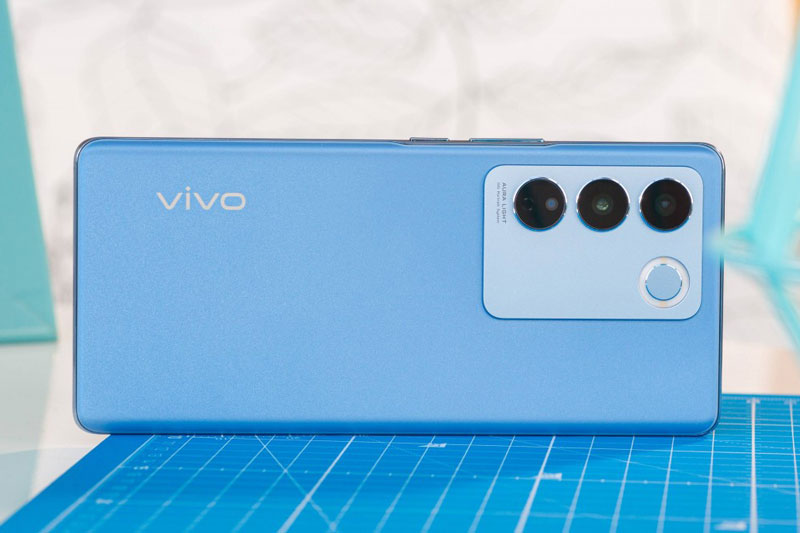 Smartphone cấu hình ‘siêu khủng’, sạc 66W, màn hình 120Hz, giá gần 10 triệu đồng