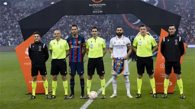 Những vấn đề của Real Madrid và Barcelona trước trận Siêu kinh điển - Ảnh 2.