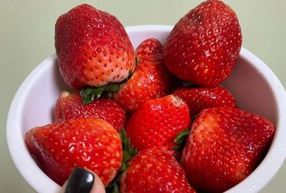 Ăn dâu tây vào lúc nào để giảm cân hiệu quả nhất? Thực đơn 3 ngày "đánh bay" mỡ