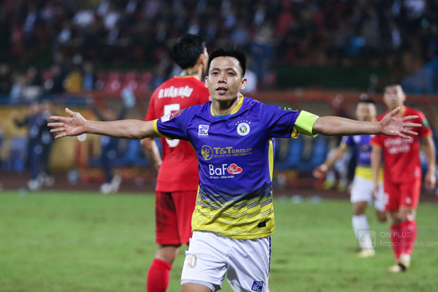 Cơ hội nào cho Quả bóng Vàng Văn Quyết dưới thời HLV Troussier?