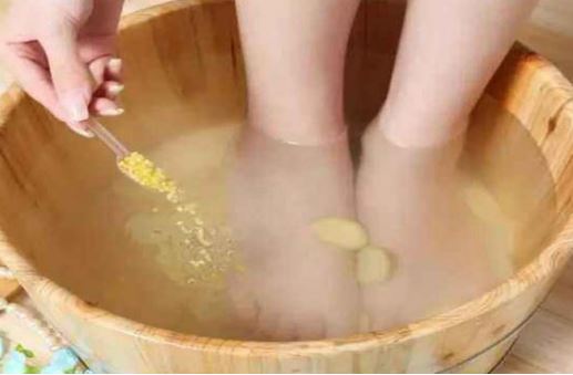 Bí quyết dùng gừng để chân tay không bị lạnh vào ban đêm