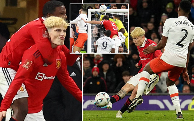 Ngược dòng trước West Ham, Man Utd tiến vào tứ kết FA Cup