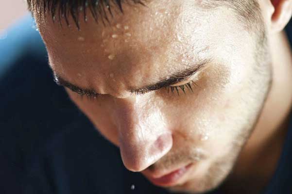 Thấy 6 bộ phận này đổ nhiều mồ hôi là dấu hiệu hiệu nhiễm bệnh nặng, chớ chủ quan mà cho qua