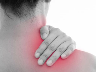 Người bị đau vai gáy nên ăn gì?