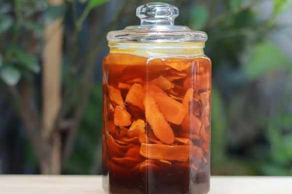 Thái nghệ ngâm mật ong thoa lên mặt, sau 2 tuần điều này đã xảy ra