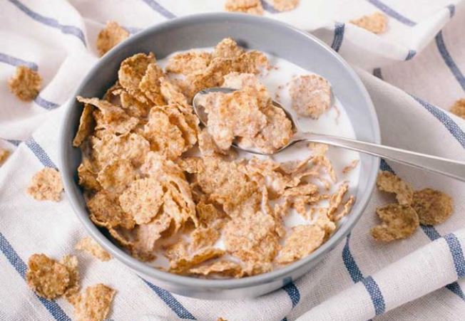 Những thực phẩm tránh ăn vào buổi sáng vì sẽ khiến bạn già đi một cách nhanh chóng