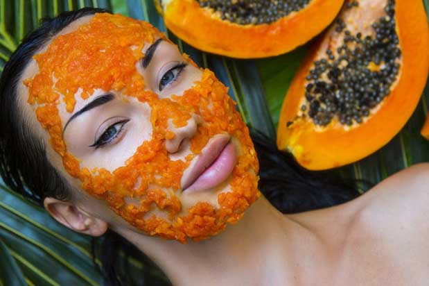 Bỏ ngay lối suy nghĩ chỉ dùng mỹ phẩm mới trắng da vì đây mới là cách "lột xác" cho làn da của bạn