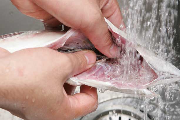 5 loại thực phẩm càng rửa càng bẩn, nhất là cái số 1