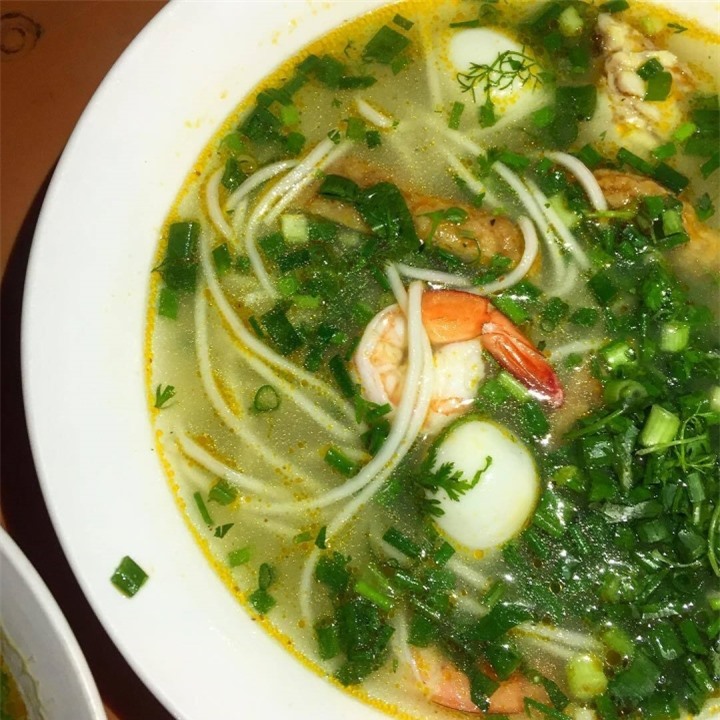 Độc đáo món cháo bánh canh nửa quen nửa lạ, chinh phục thực khách đến Quảng Bình - 3