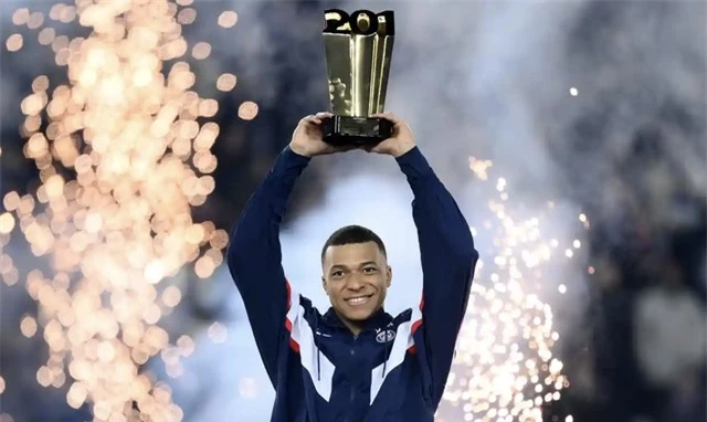 Mbappe trở thành chân sút vĩ đại nhất lịch sử PSG - Ảnh 1.