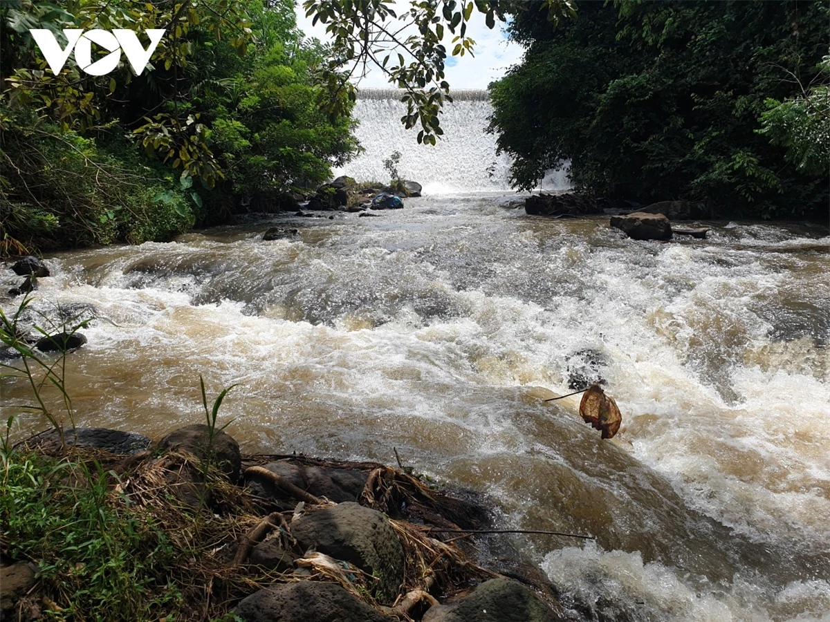 thac nha Den - thang canh ngu quen giua long thu phu ca phe buon ma thuot hinh anh 3