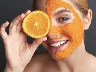 2 cách làm mặt nạ cà rốt giúp da trắng hồng
