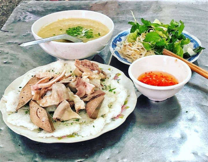 Bánh hỏi cháo lòng - sự kết hợp ‘gây nghiện’ nhất định phải thử khi đến Quy Nhơn - 1