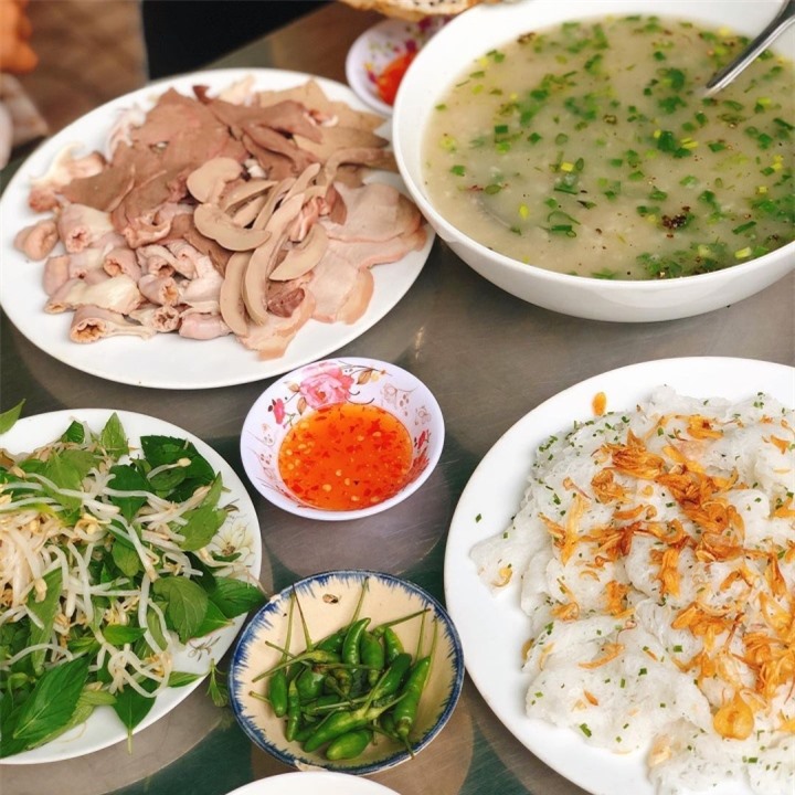 Bánh hỏi cháo lòng - sự kết hợp ‘gây nghiện’ nhất định phải thử khi đến Quy Nhơn - 2