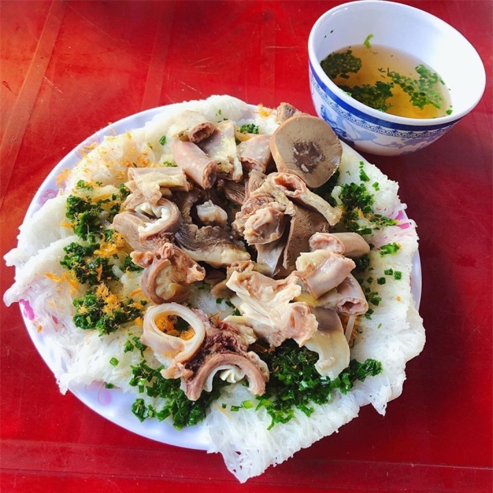 Bánh hỏi cháo lòng - sự kết hợp ‘gây nghiện’ nhất định phải thử khi đến Quy Nhơn - 7