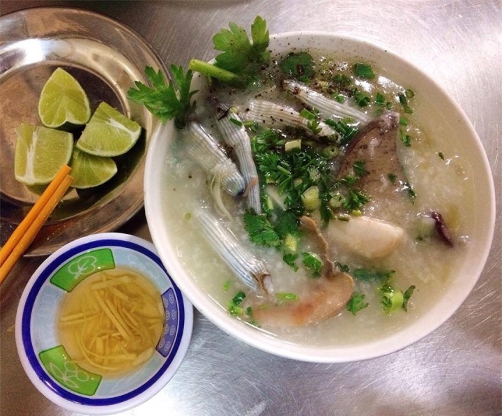 Lạ miệng món cháo sá sùng - loài trùng biển đắt đỏ chưa ăn thì sợ mà thử là mê - 7