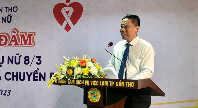 Phó Chủ tịch UBND TP Cần Thơ Nguyễn thực Hiện phát biểu.