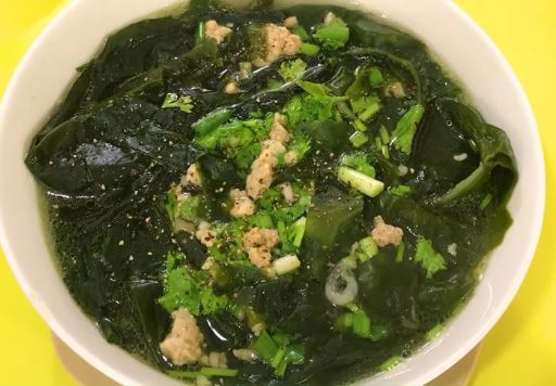 Lo&#x1EA1;i rau c&#xF3; l&#x1B0;&#x1EE3;ng canxi g&#x1EA5;p 7 l&#x1EA7;n s&#x1EEF;a &#x103;n ngon l&#x1EA1;i ng&#x1EEB;a K m&#x1EA1;nh m&#x1EBD;