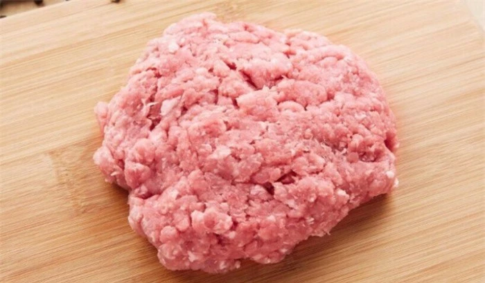 Thịt lợn xay sẵn có thể bị pha lẫn thịt này,nấu 100 độ vẫn không hết độc 4