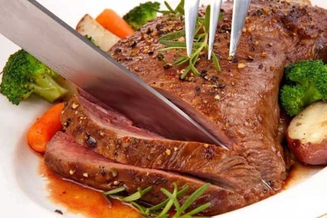 4 căn bệnh cấm kị "chạm" vào thịt bò, nguy hiểm nhất là số 1