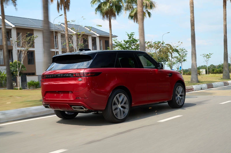 Range Rover Sport 2023.