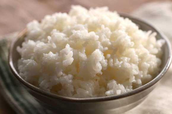 5 thói quen ăn cơm hại sức khỏe khủng khiếp mà đa số người Việt đều mắc phải